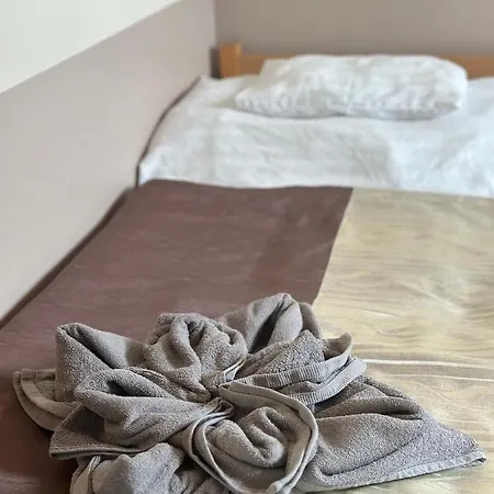 Gyarmati Panzio & Etterem