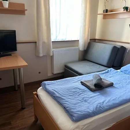 Gyarmati Panzio & Etterem Gæstehus Veszprém