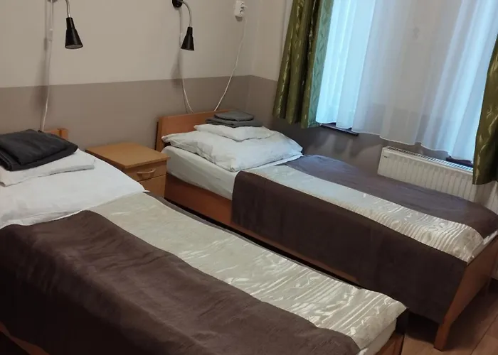 בית הארחה Gyarmati Panzio & Etterem 3*